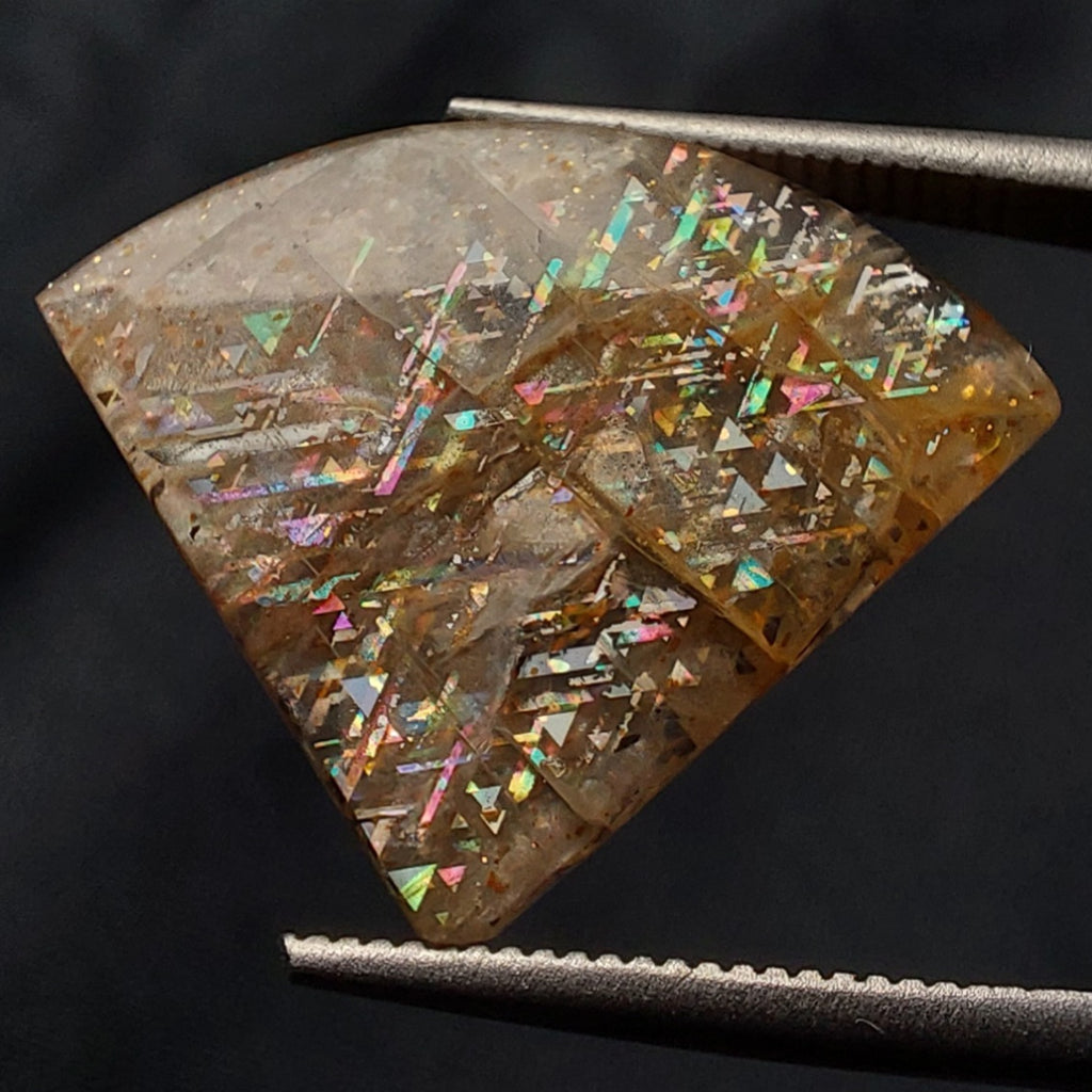 Rainbow Lattice Sunstone Cabochon GLSC09