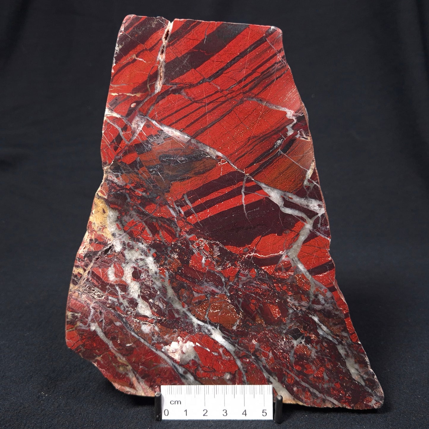 BANDED JASPER WITH HEMATITE AND QUARTZ, Australia YSC026