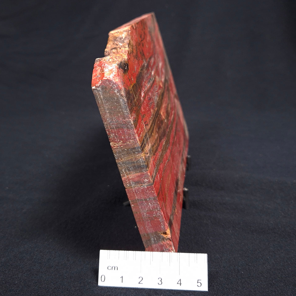 BANDED JASPER WITH HEMATITE, Australia YSC030