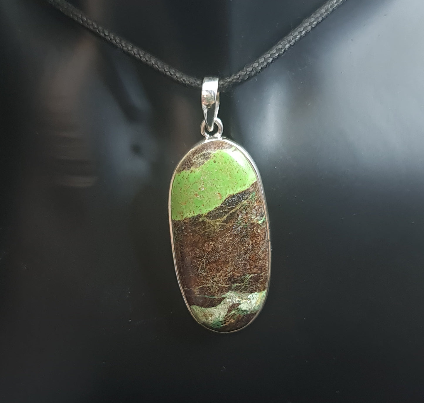 Gaspeite Pendant 3SSGAS1
