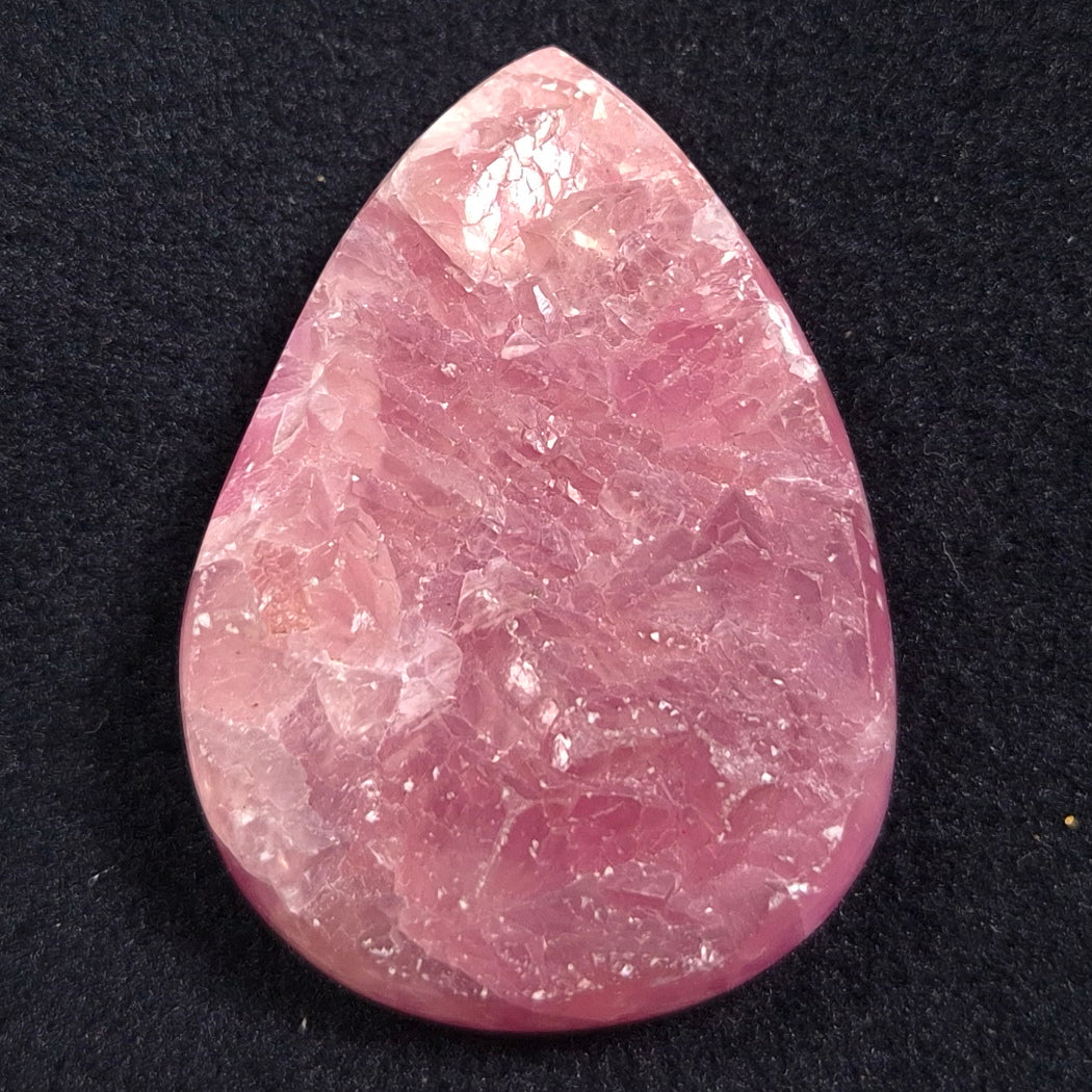 KAMMERERITE CABOCHON, Morocco XKR002