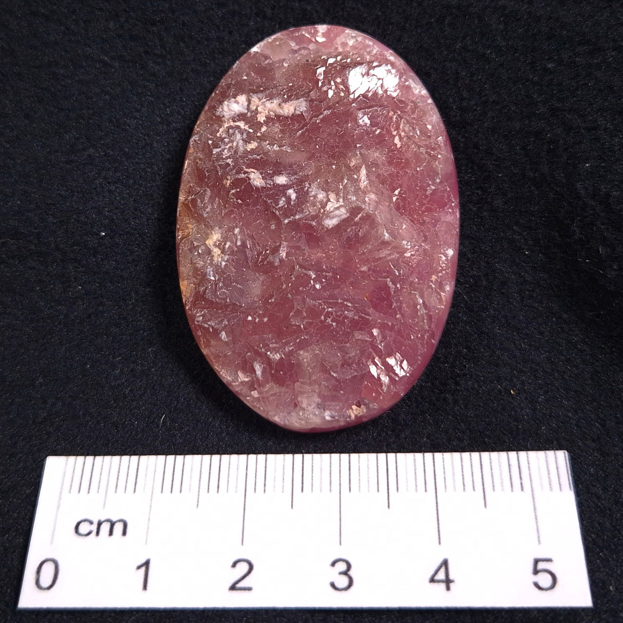 KAMMERERITE CABOCHON, Morocco XKR003