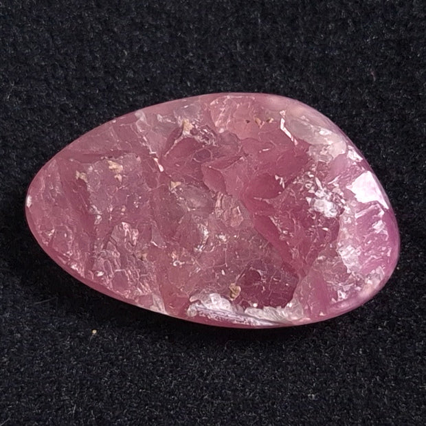 KAMMERERITE CABOCHON, Morocco XKR009