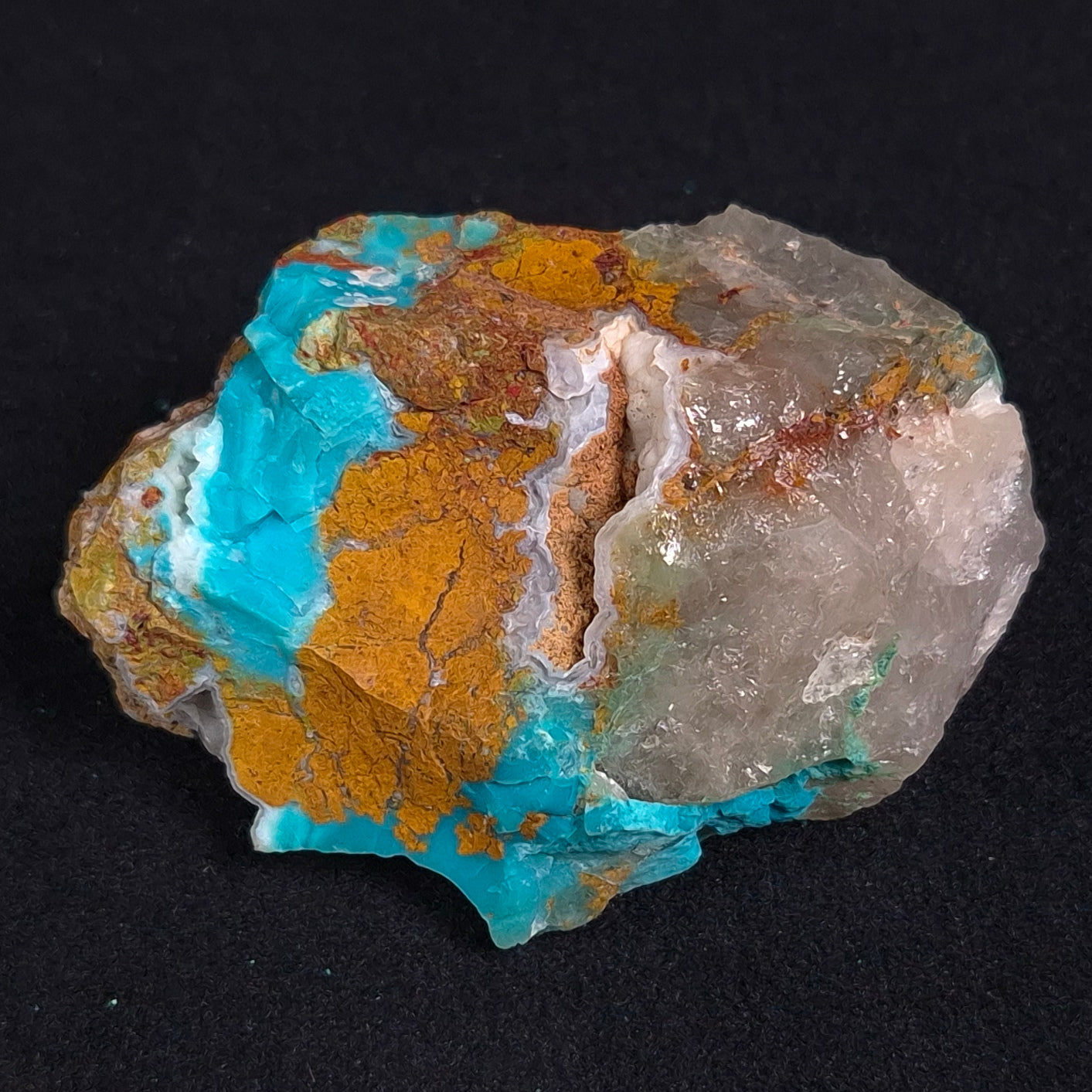 CHRYSOCOLLA CUPRITE QUARTZ, Australia ZRC006