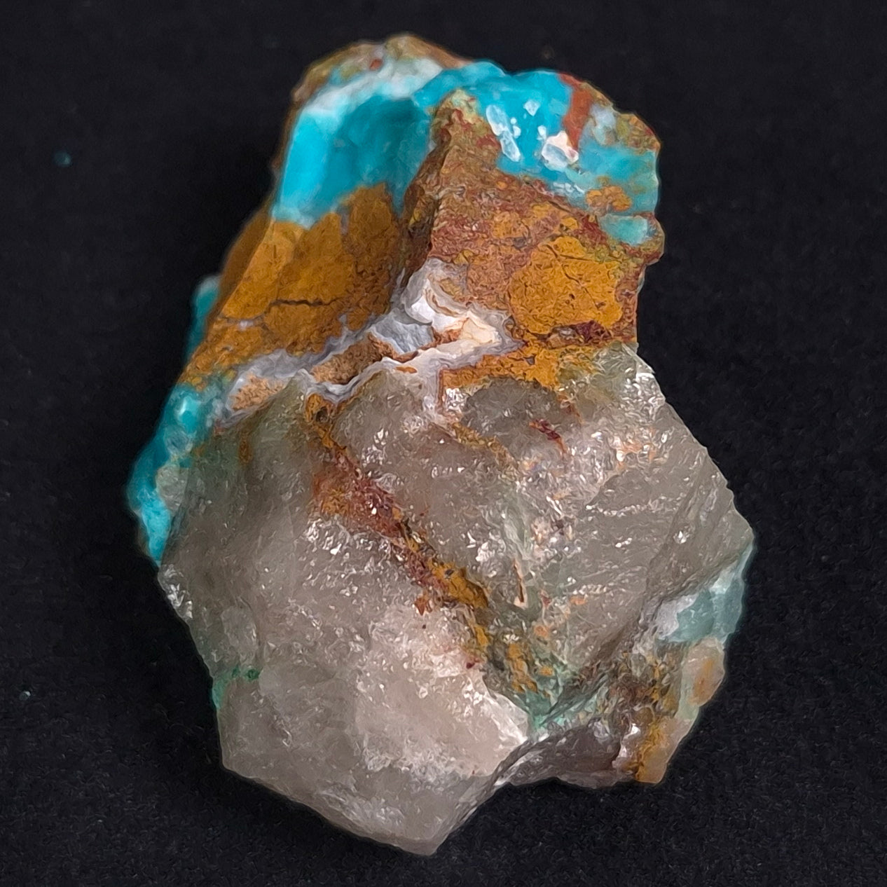 CHRYSOCOLLA CUPRITE QUARTZ, Australia ZRC006