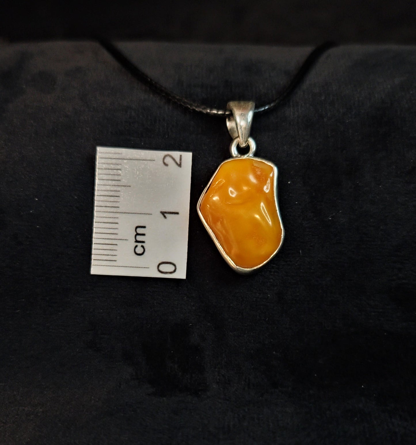 Butterscotch Amber Pendant 3SSBSA1