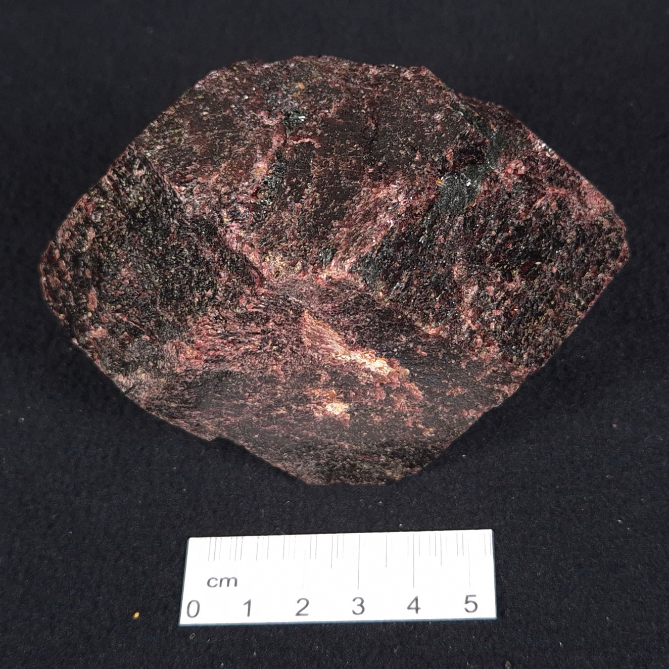LARGE ALMANDINE GARNET, Australia XGC016