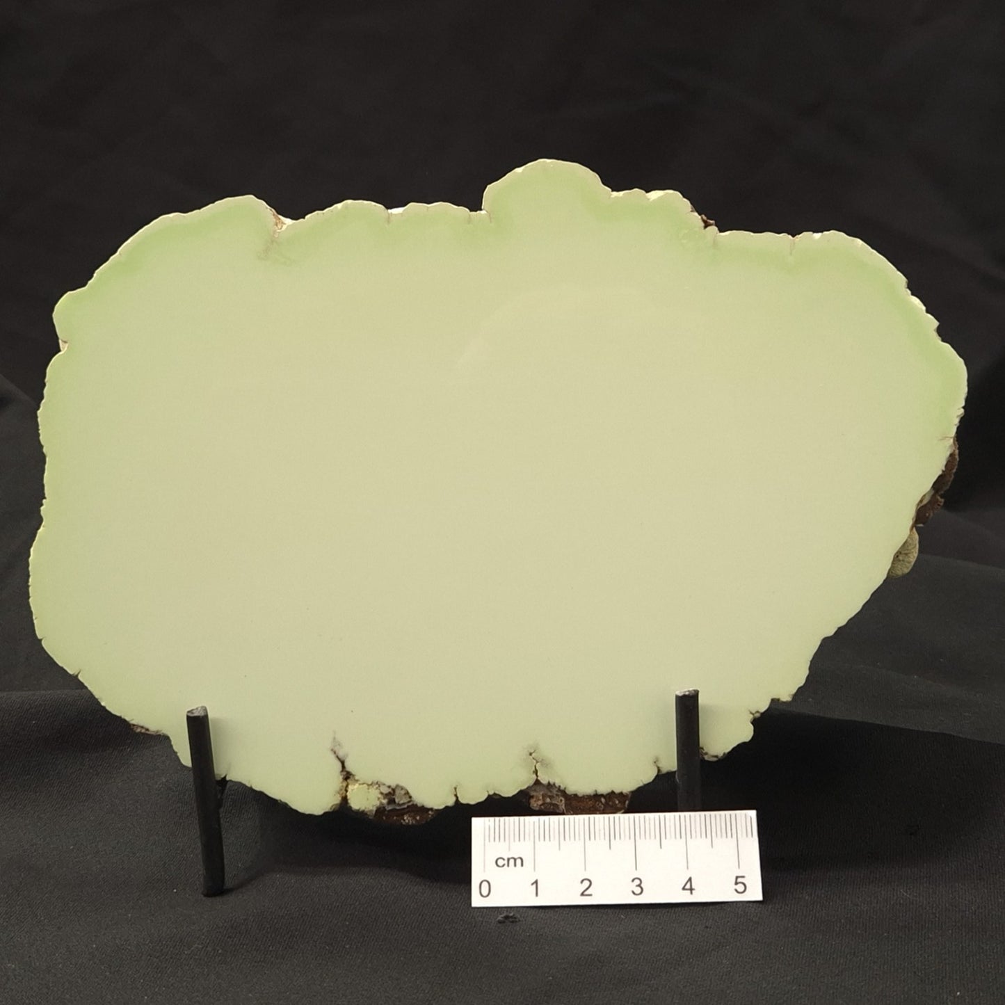 NICKEL MAGNESITE (LEMON CHRYSOPRASE), Australia YLC009