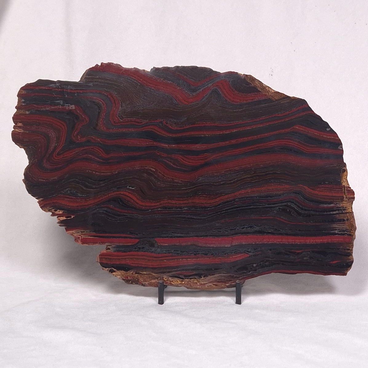 BANDED TIGER IRON MICROBIALITE, Archean, Australia ZBI036