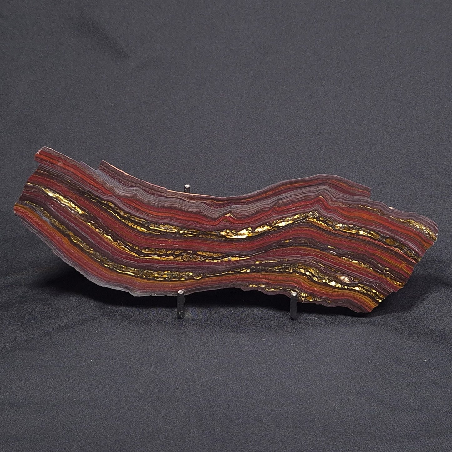 BANDED TIGER IRON MICROBIALITE, Archean, Australia ZBI049