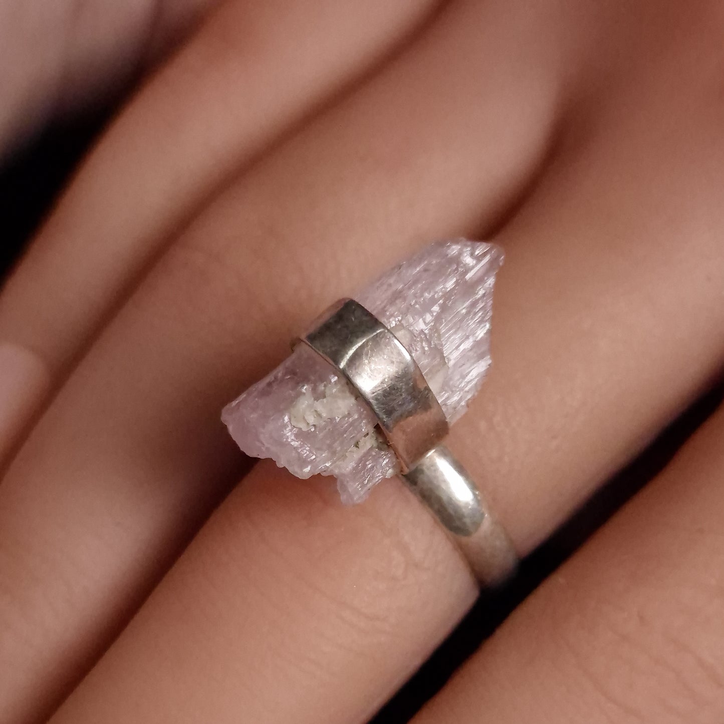 KUNZITE RING SIZE 8 set in STERLING SILVER 3SSKNZR