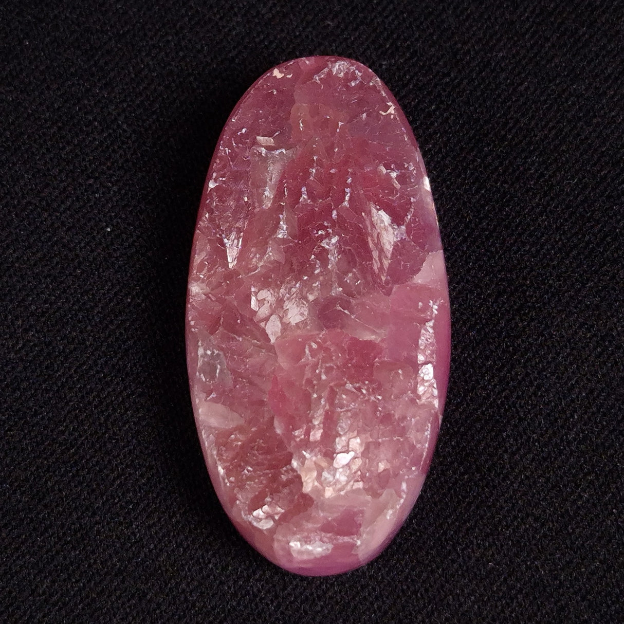 KAMMERERITE CABOCHON, Morocco XKR016