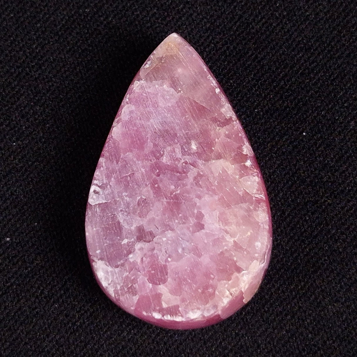 KAMMERERITE CABOCHON, Morocco XKR023