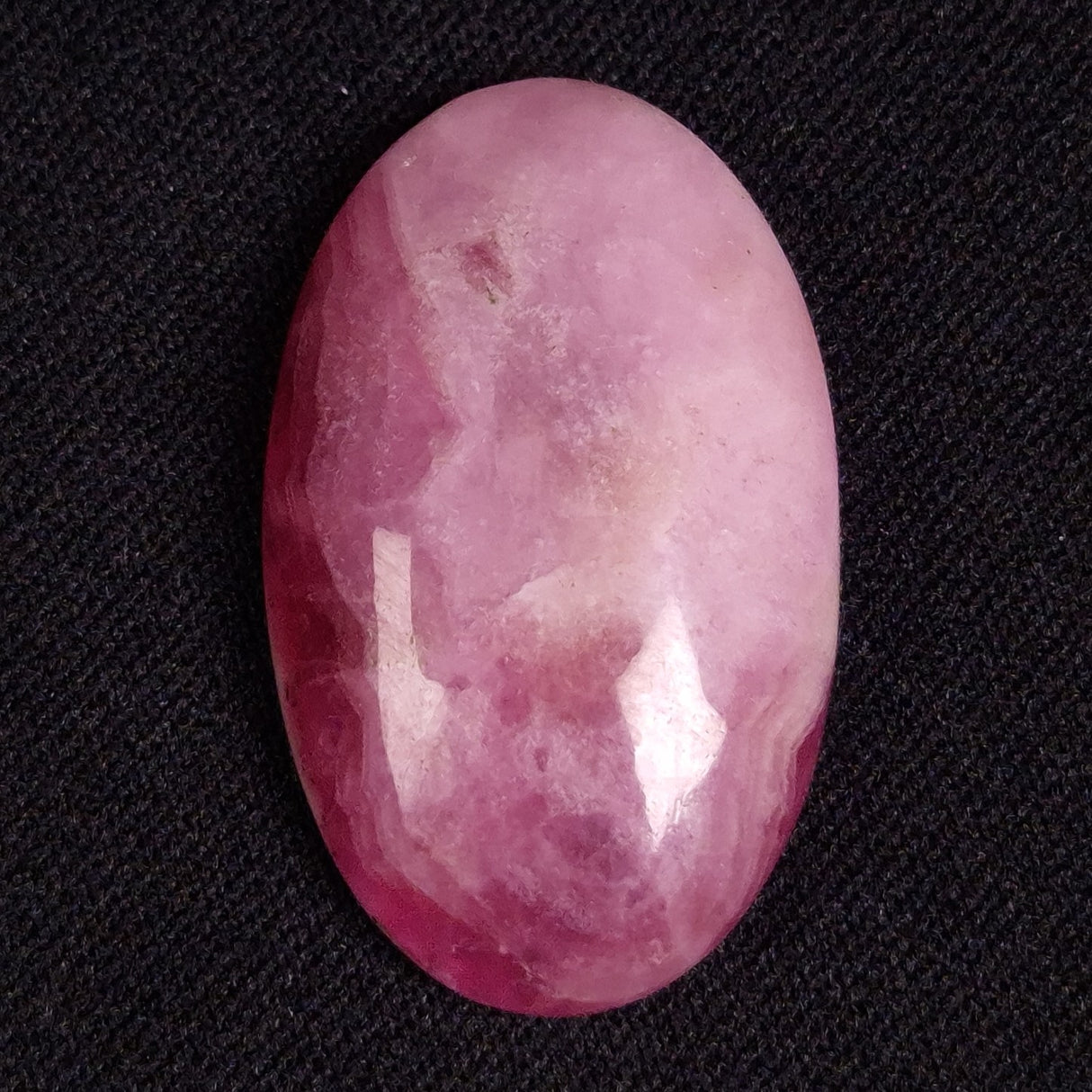 KAMMERERITE CABOCHON, Morocco XKR026