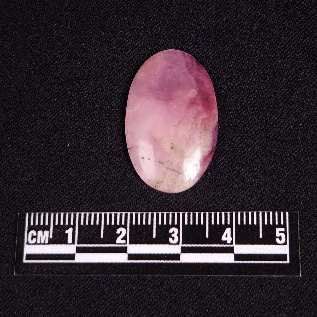 KAMMERERITE CABOCHON, Morocco XKR030