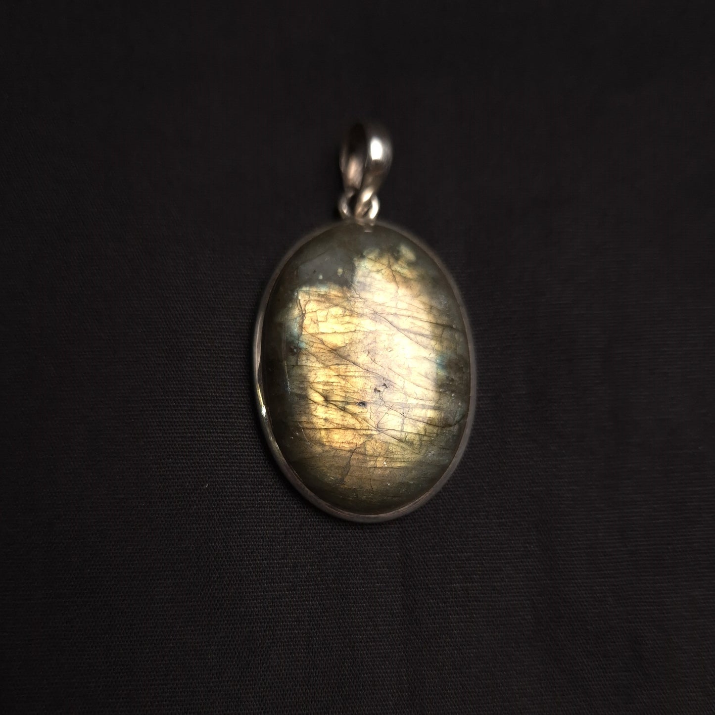 LABRADORITE PENDANT set in STERLING SILVER 3SSLPD2