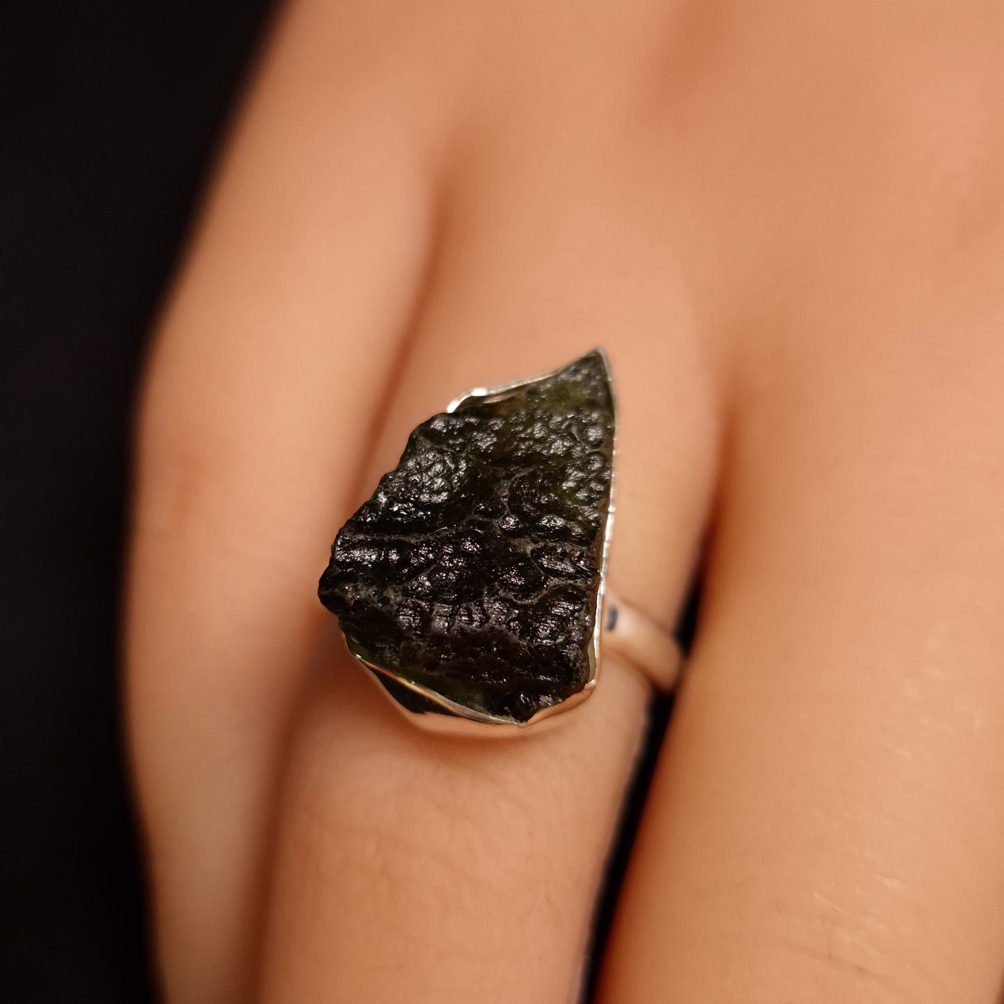 MOLDAVITE RING set in STERLING SILVER 3SSMDVR2