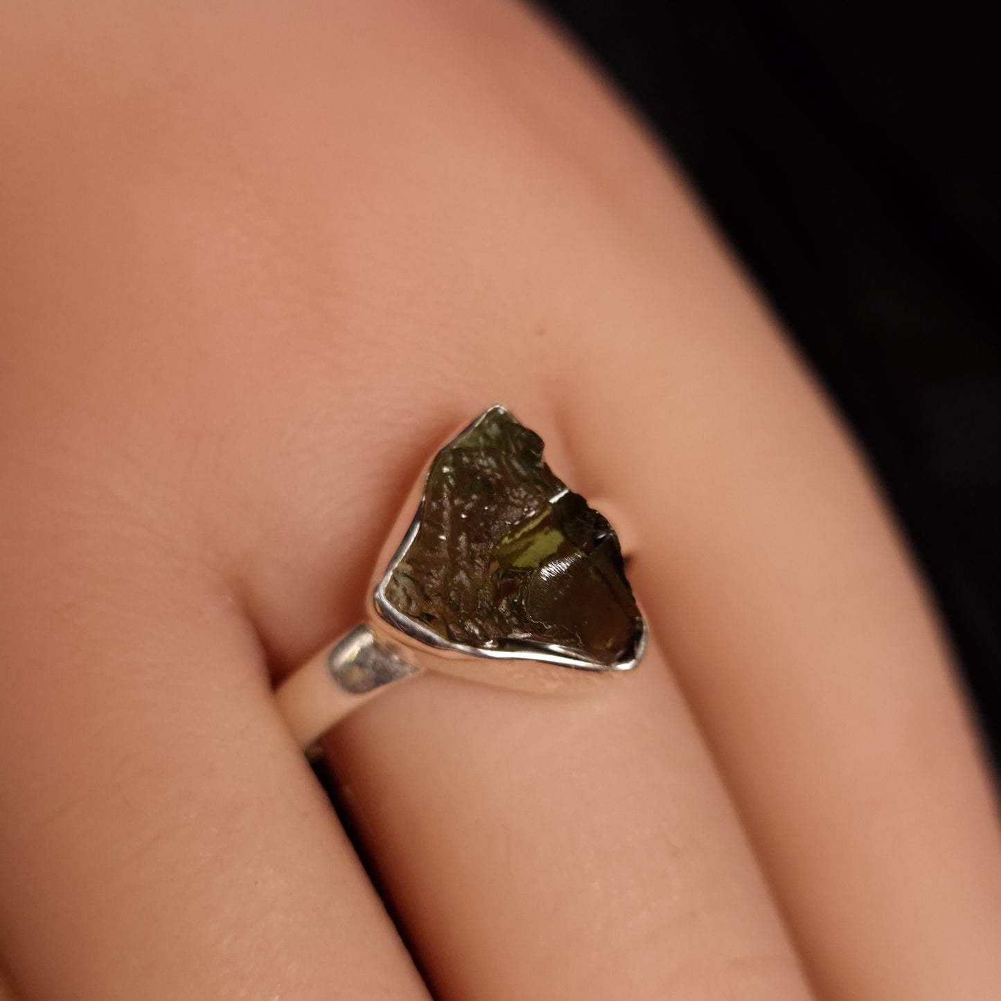 MOLDAVITE RING set in STERLING SILVER 3SSMDVR7