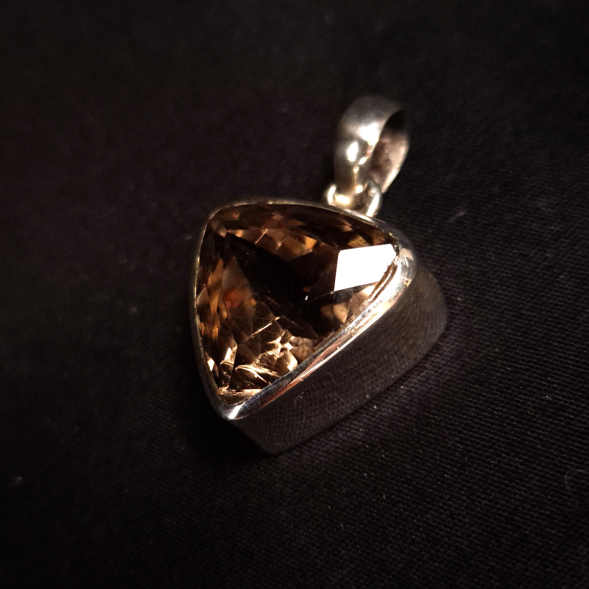 SMOKY QUARTZ PENDANT set in STERLING SILVER 3SSSQP4