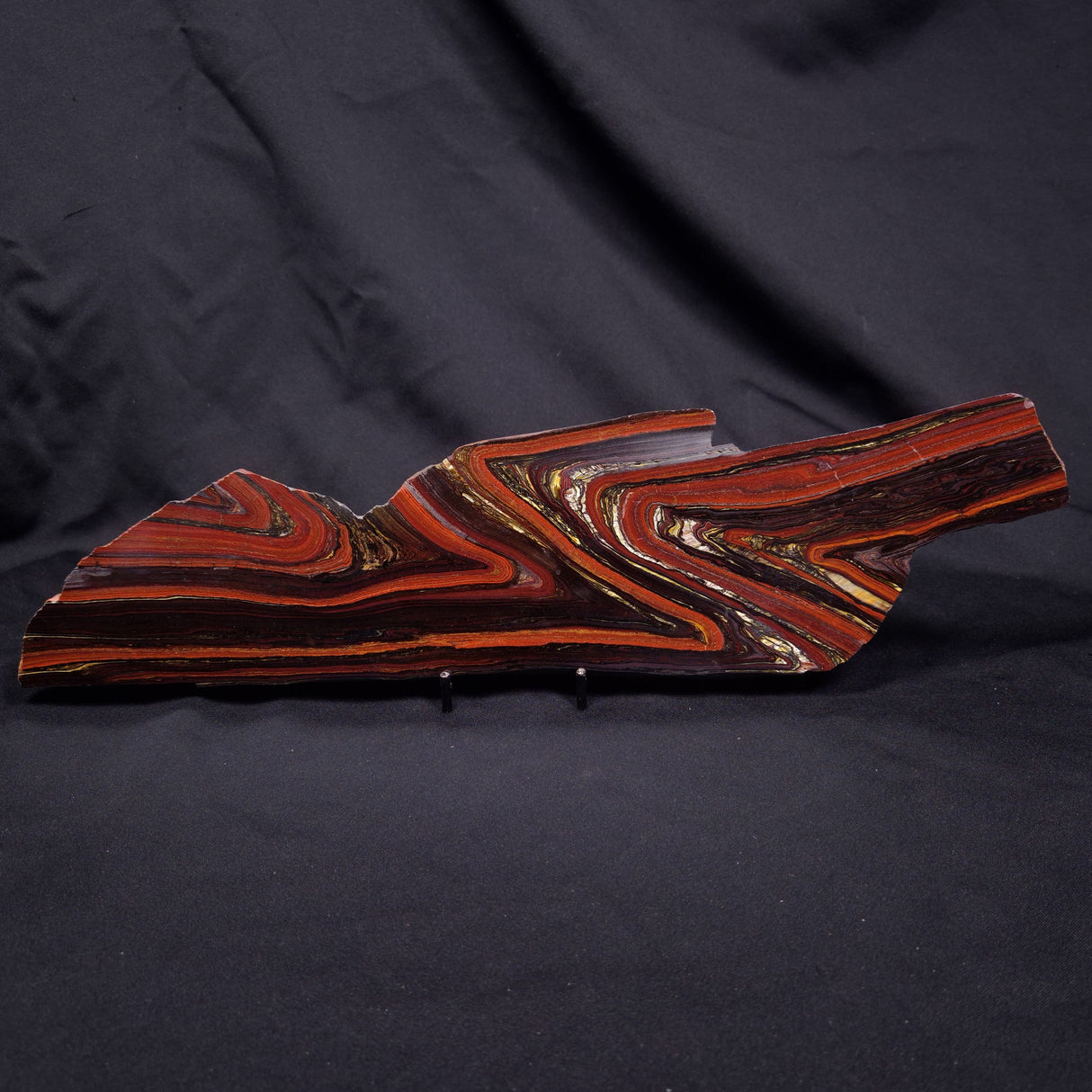 BANDED TIGER IRON MICROBIALITE, Archean, Australia ZBI082