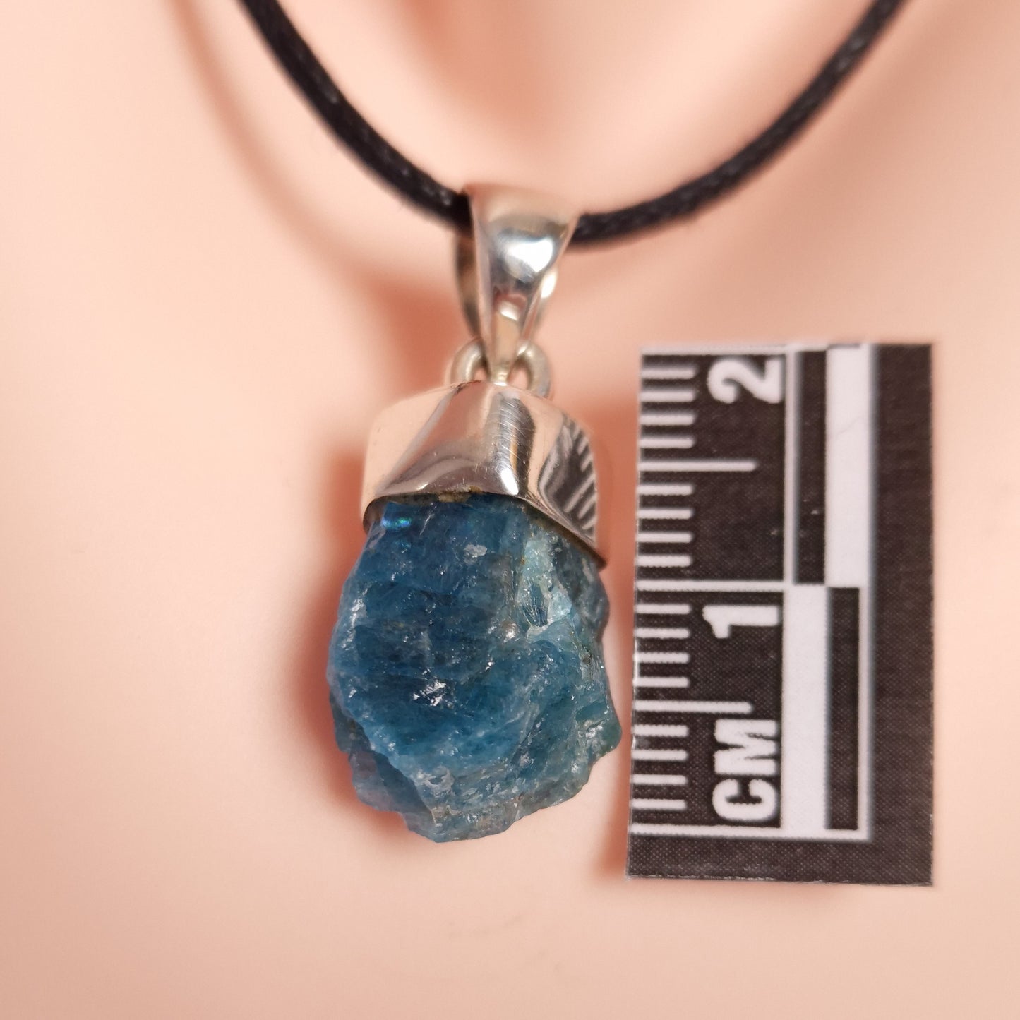 BLUE APATITE PENDANT set in STERLING SILVER 3SSBAP1