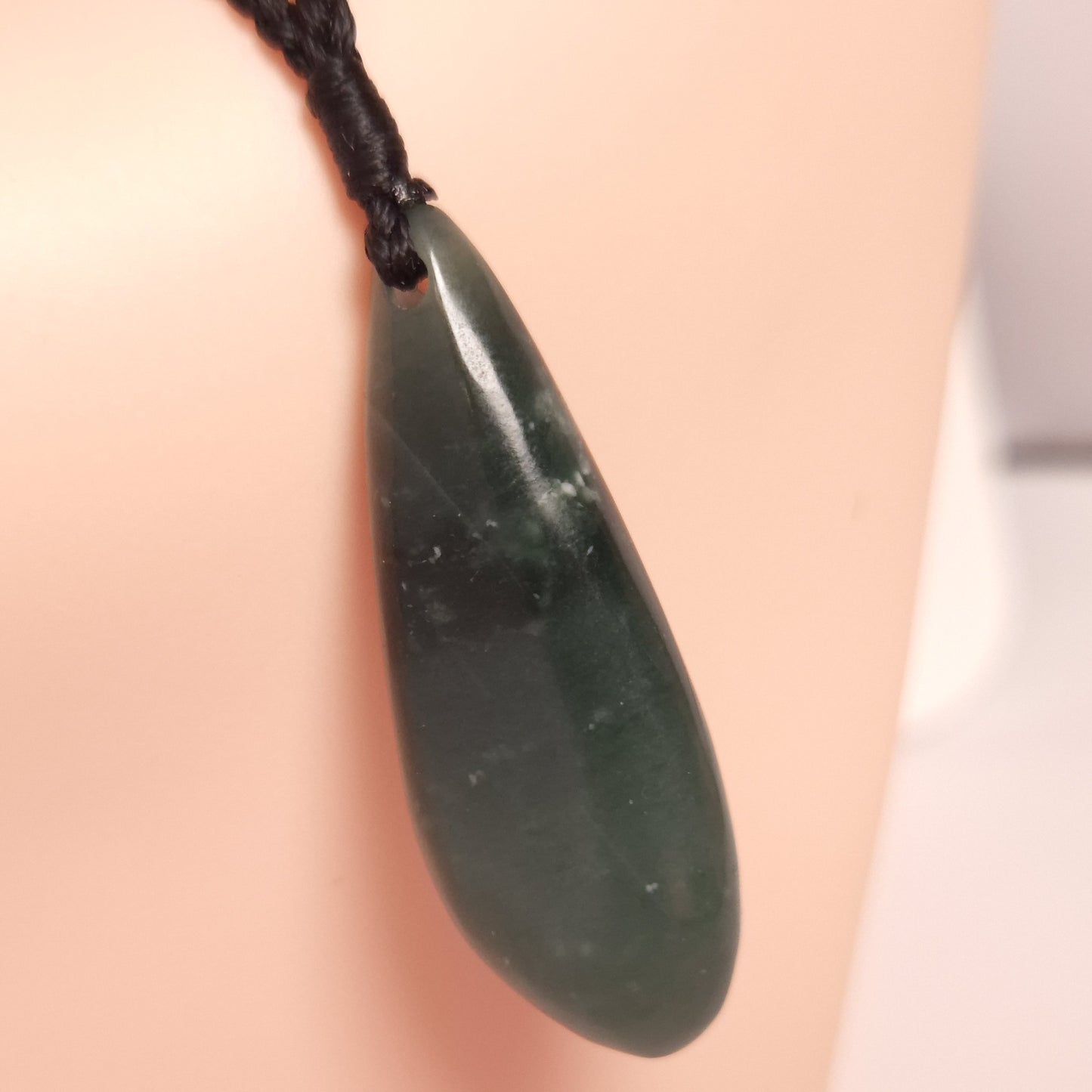 GUATEMALAN JADE NECKLACE 3SSGJN3