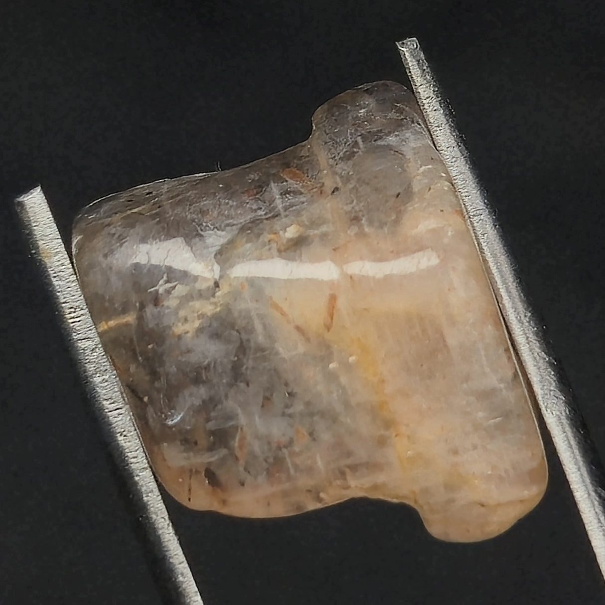 RAINBOW LATTICE SUNSTONE, Australia XLF007