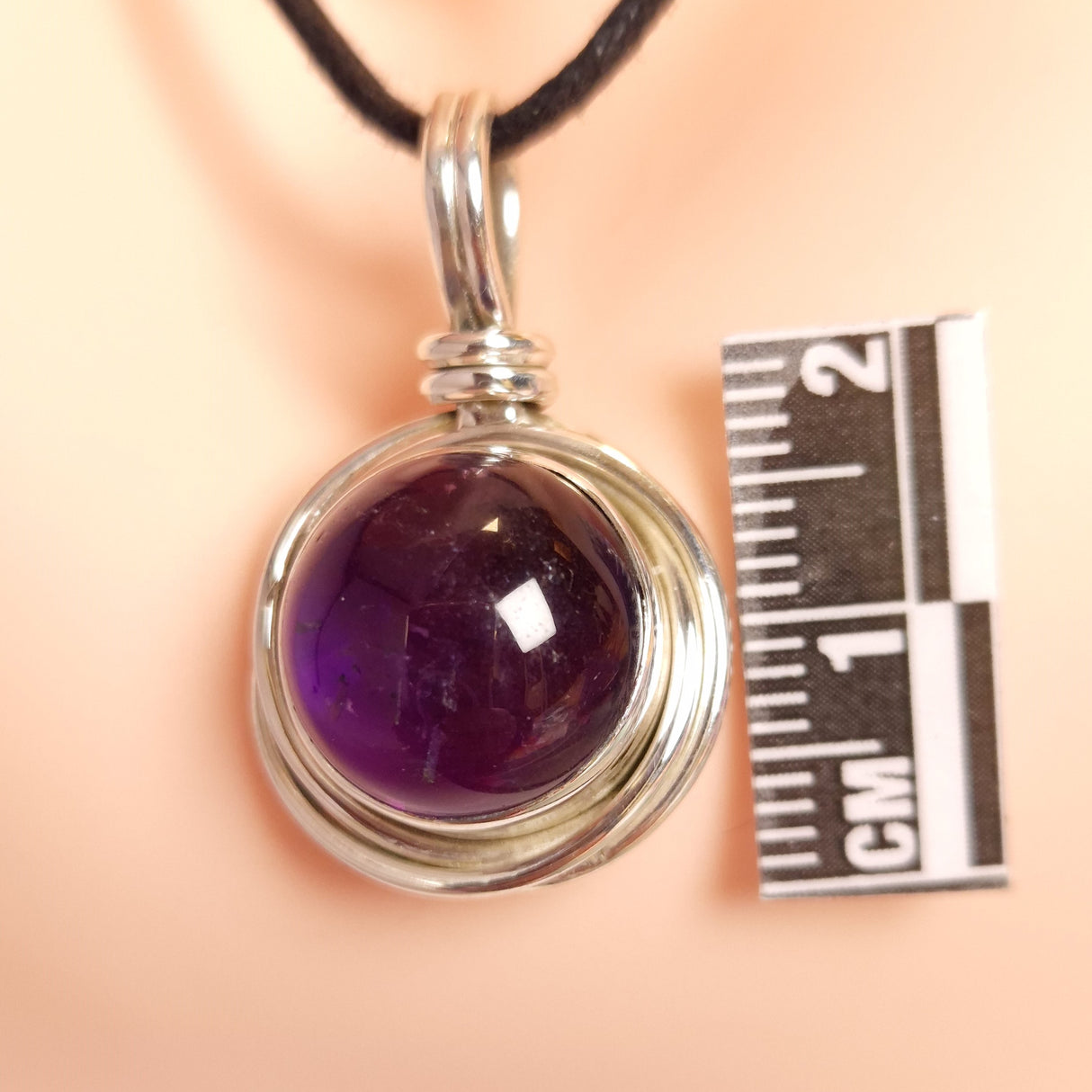 ROUND AMETHYST PENDANT set in STERLING SILVER 3SSRAP1