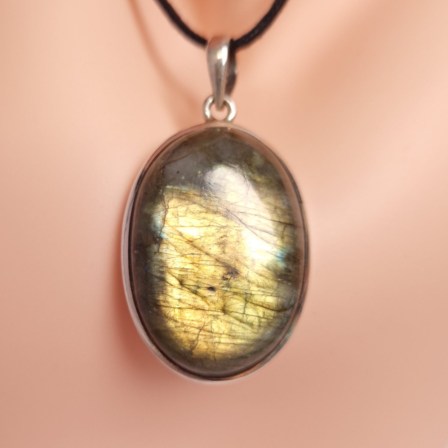LABRADORITE PENDANT set in STERLING SILVER 3SSLPD2