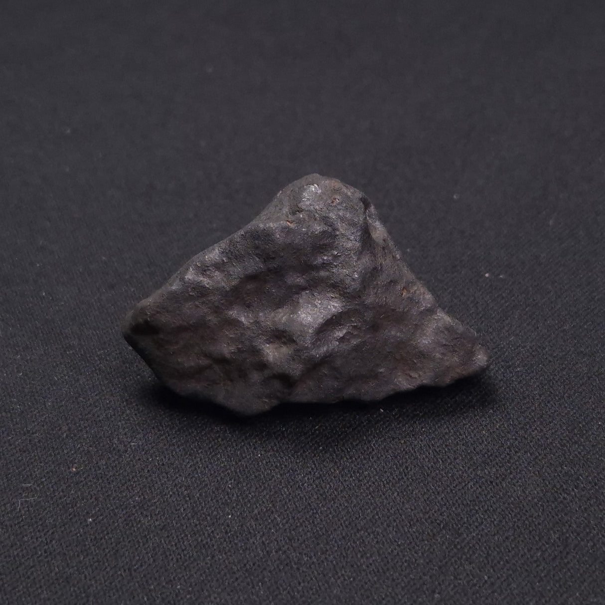 WILUNA METEORITE, H5 Chondrite, Australia YWM015