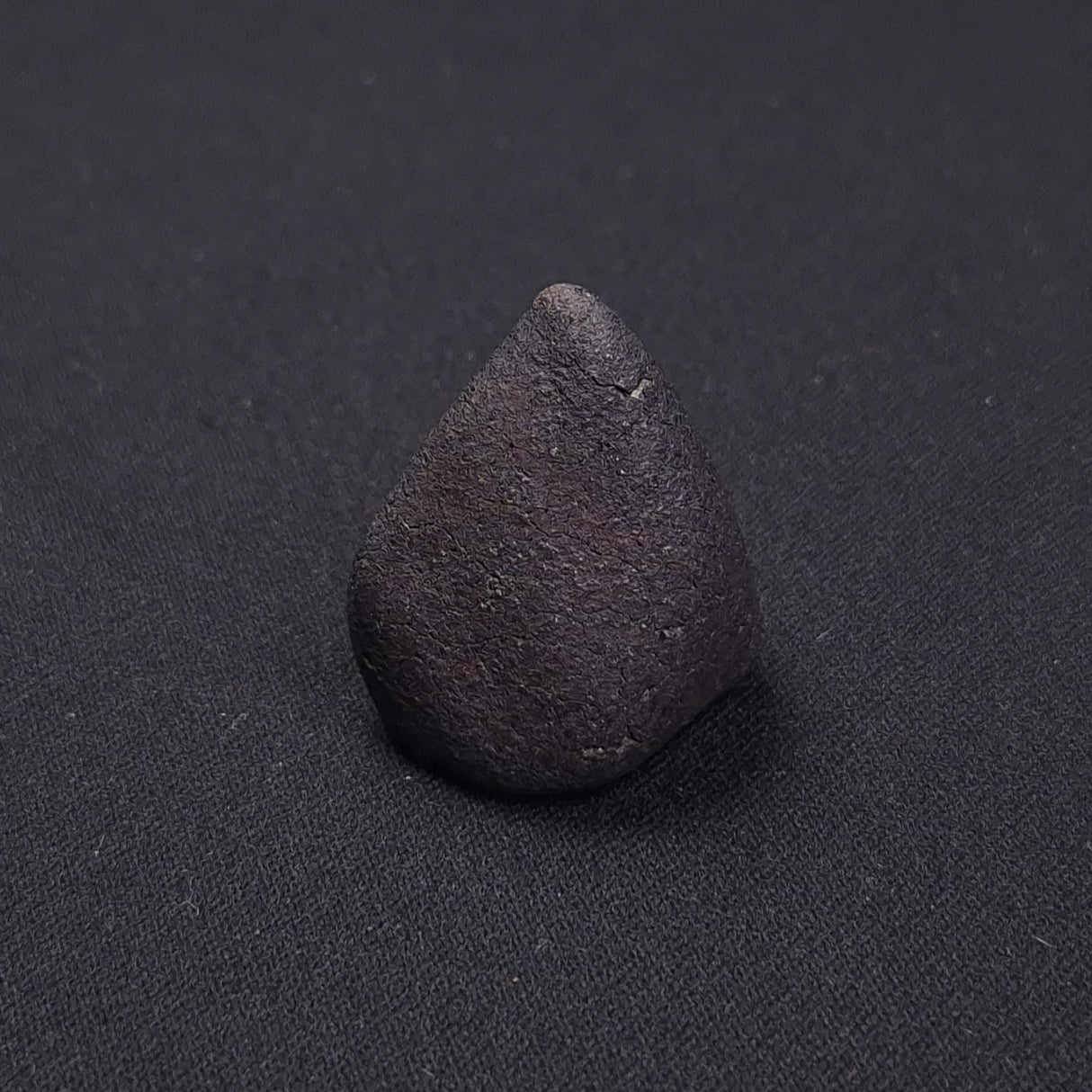 WILUNA METEORITE, H5 Chondrite, Australia YWM038