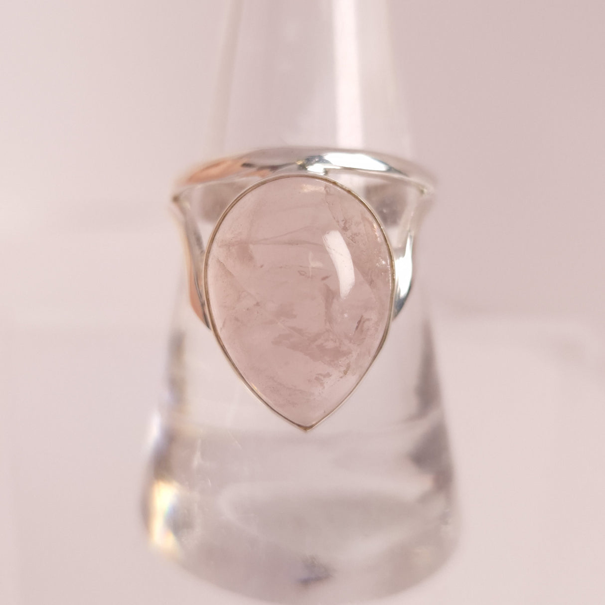 ROSE QUARTZ RING set in STERLING SILVER 3SSRQR1