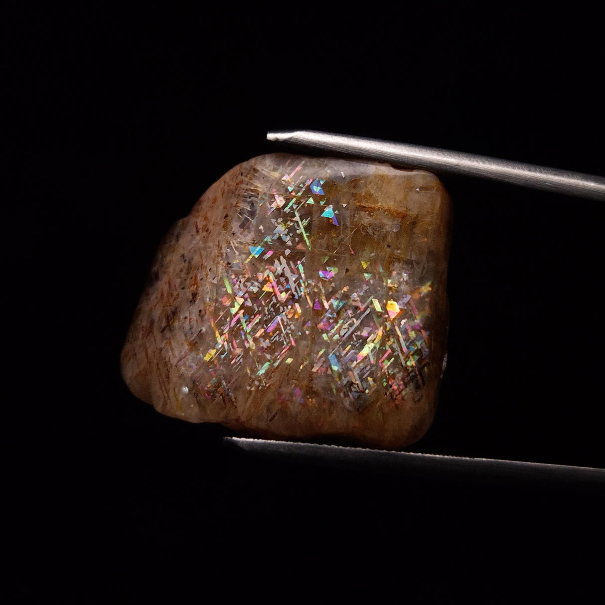 RAINBOW LATTICE SUNSTONE, Australia XLF014