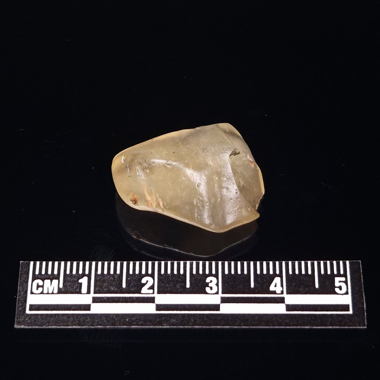 LIBYAN DESERT GLASS IMPACTITE, Eastern Sahara Desert XDG004