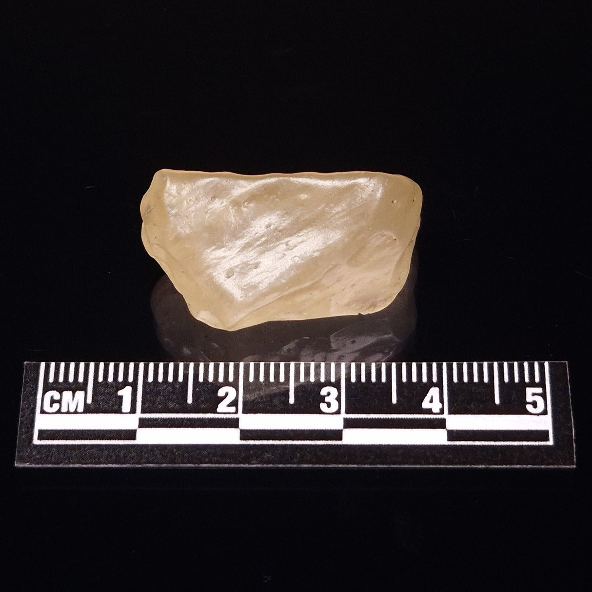 LIBYAN DESERT GLASS IMPACTITE, Eastern Sahara Desert XDG014