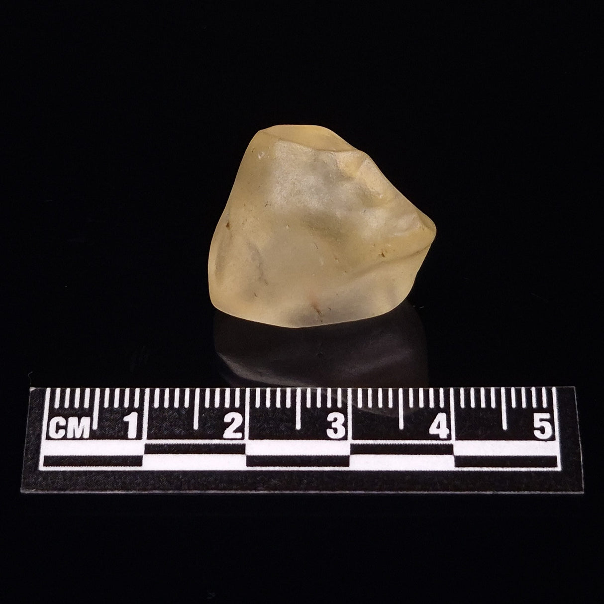 LIBYAN DESERT GLASS IMPACTITE, Eastern Sahara Desert XDG019