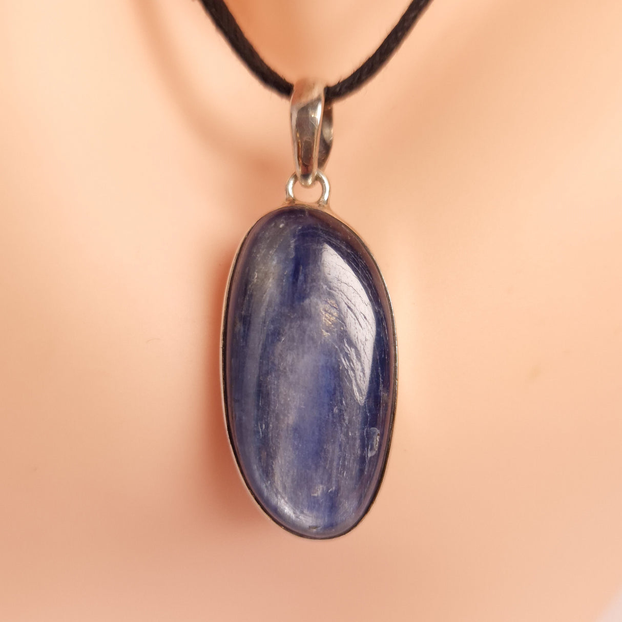 KYANITE PENDANT set in STERLING SILVER 3SSKP1
