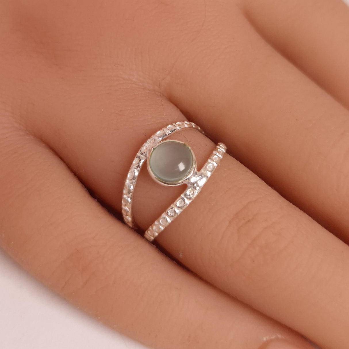 AQUAMARINE RING set in STERLING SILVER 3SSAQR6