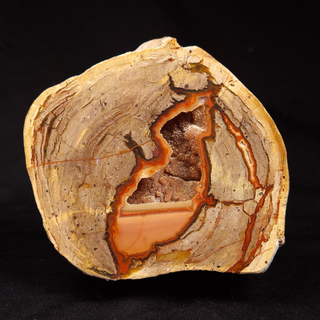 THUNDER EGG, Australia ZTE015