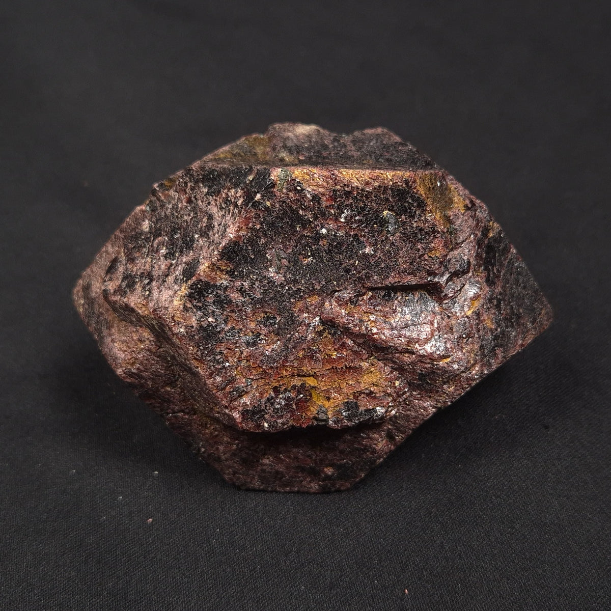 LARGE ALMANDINE GARNET, Australia XGC023