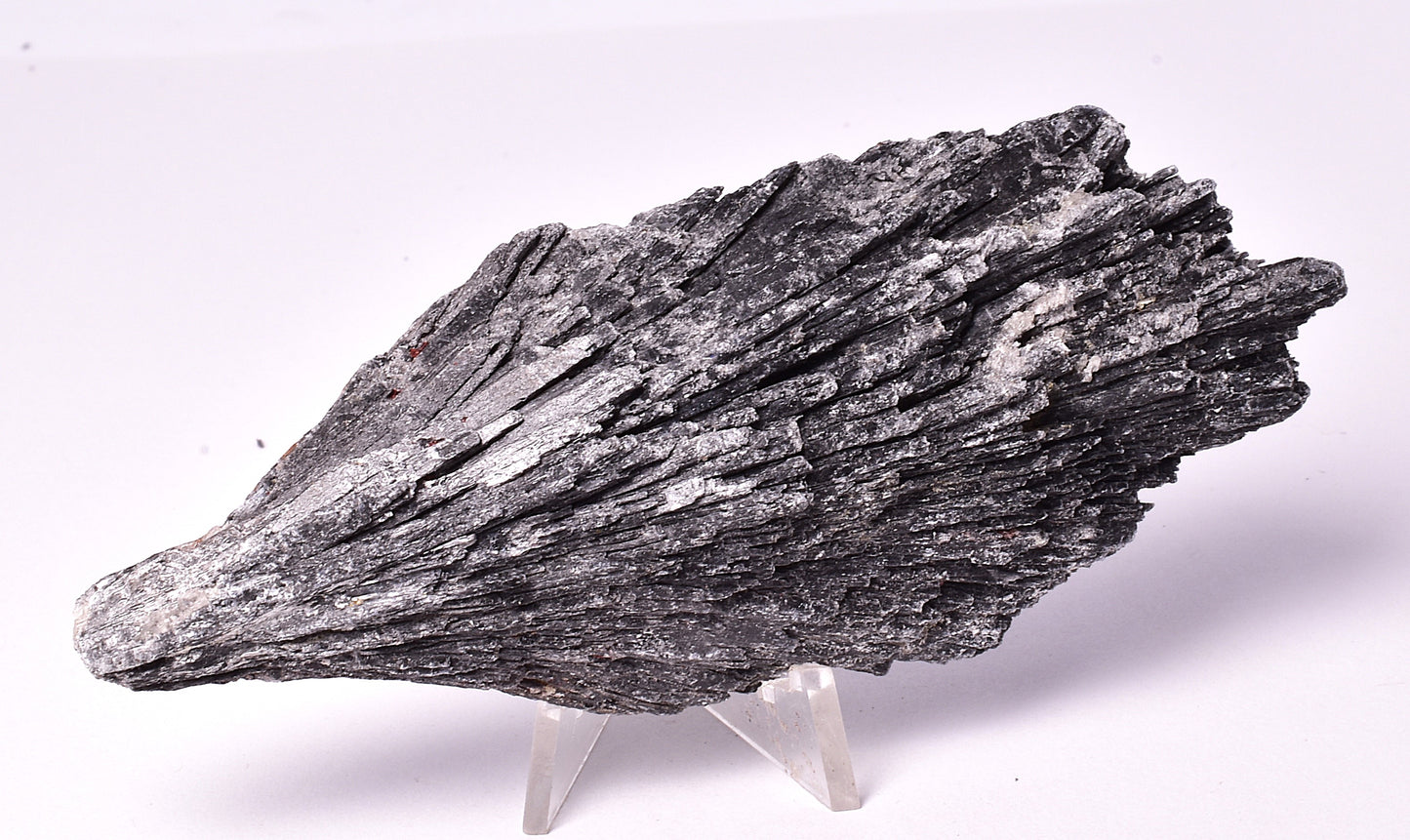 BLACK KYANITE, NATURAL FORM M293