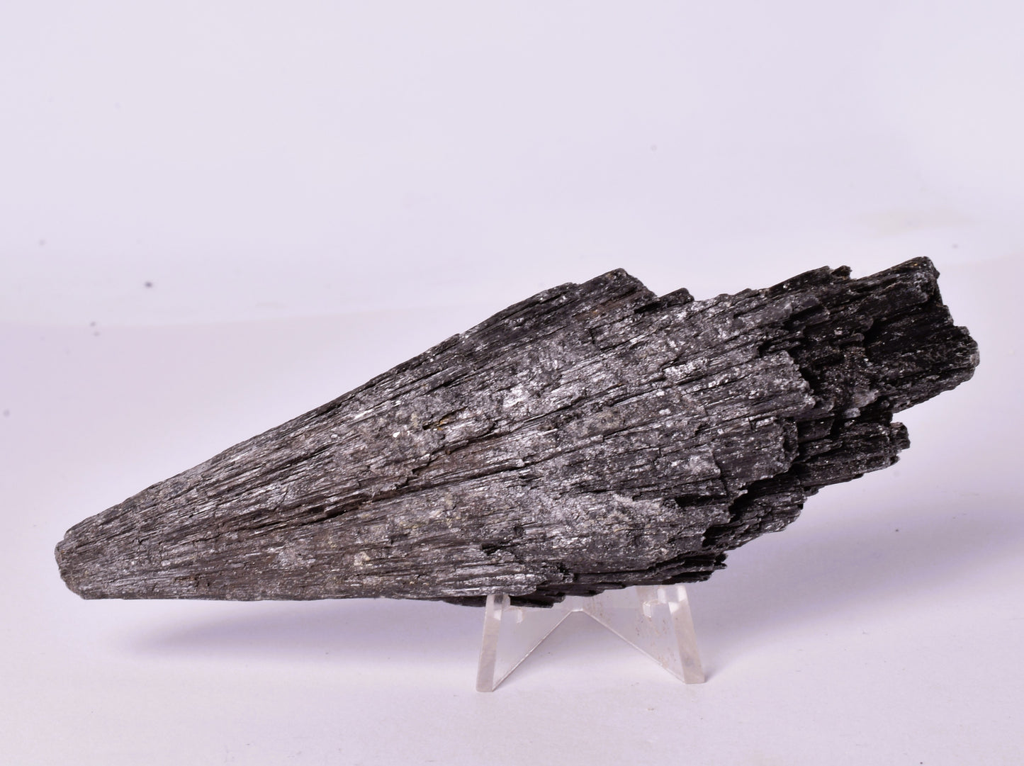 BLACK KYANITE, NATURAL FORM M294