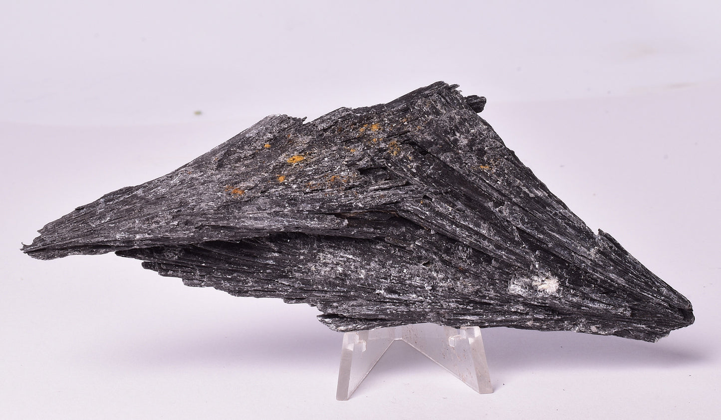 BLACK KYANITE, NATURAL FORM M50