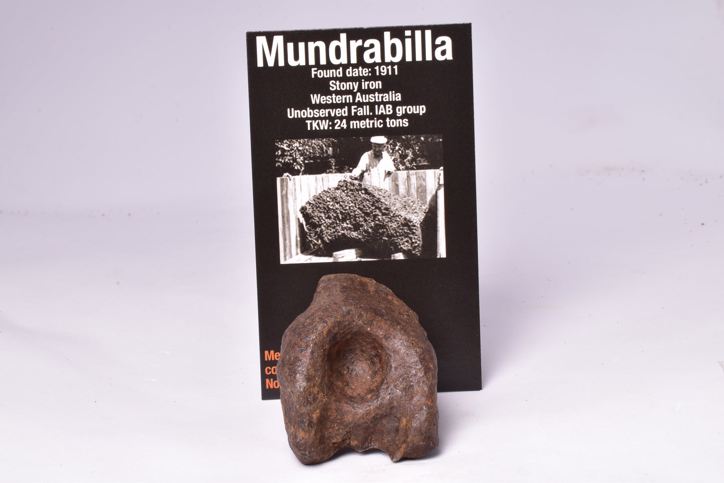 MUNDRABILLA IRON METEORITE, Western Australia MT251