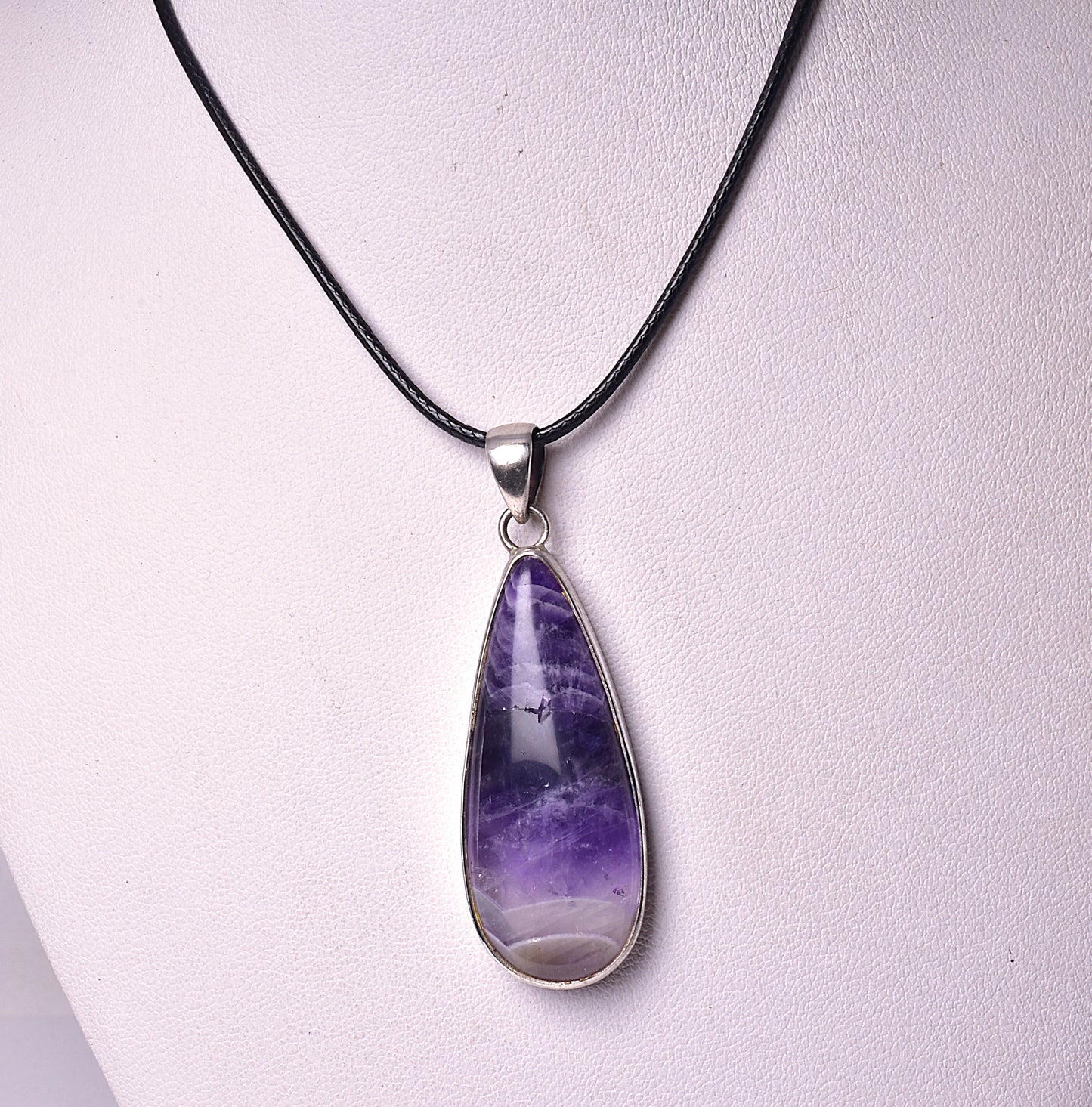 CHEVRON AMETHYST PENDANT set in STERLING SILVER J215