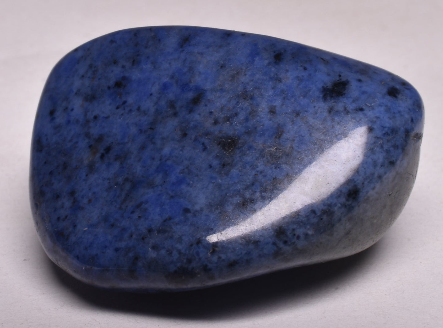 DUMORTIERITE POLISHED TUMBLE P2020