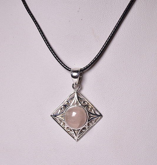 ROSE QUARTZ CRYSTAL PENDANT set in STERLING SILVER J223