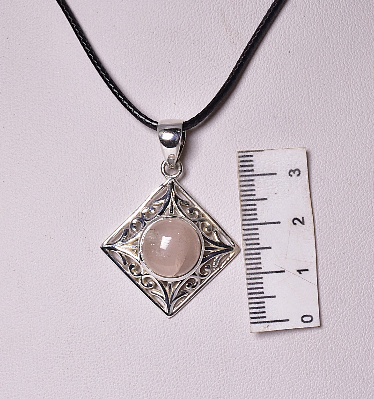 ROSE QUARTZ CRYSTAL PENDANT set in STERLING SILVER J223
