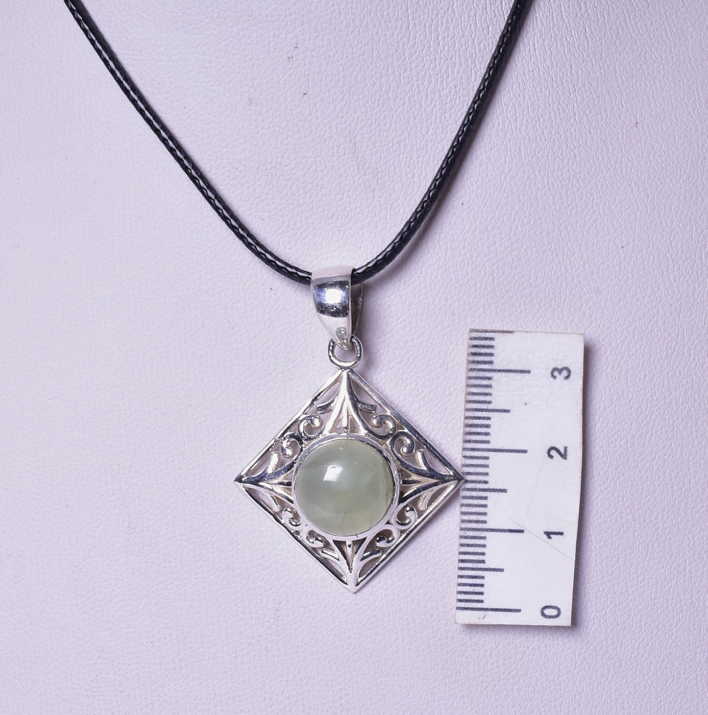 PREHNITE CRYSTAL PENDANT set in STERLING SILVER J224
