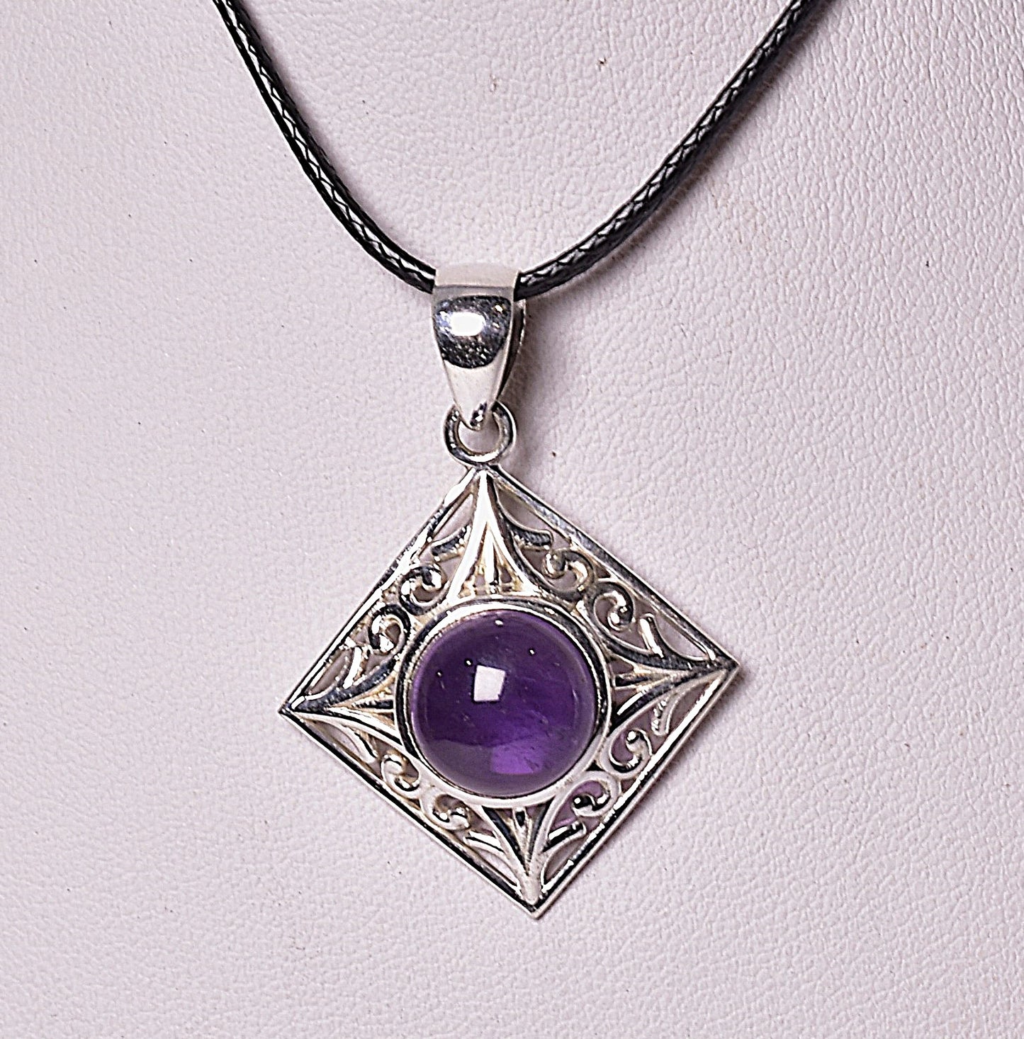 AMETHYST CRYSTAL PENDANT set in STERLING SILVER J227